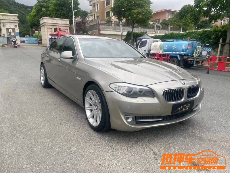 深圳11年寶馬5系3