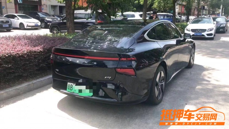 深圳21年小鵬汽車p75