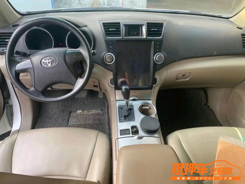 潍坊13年丰田汉兰达3