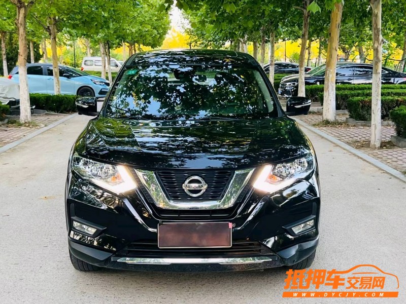 聊城19年日產奇駿1