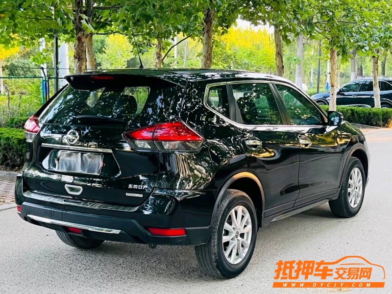 聊城19年日產奇駿8