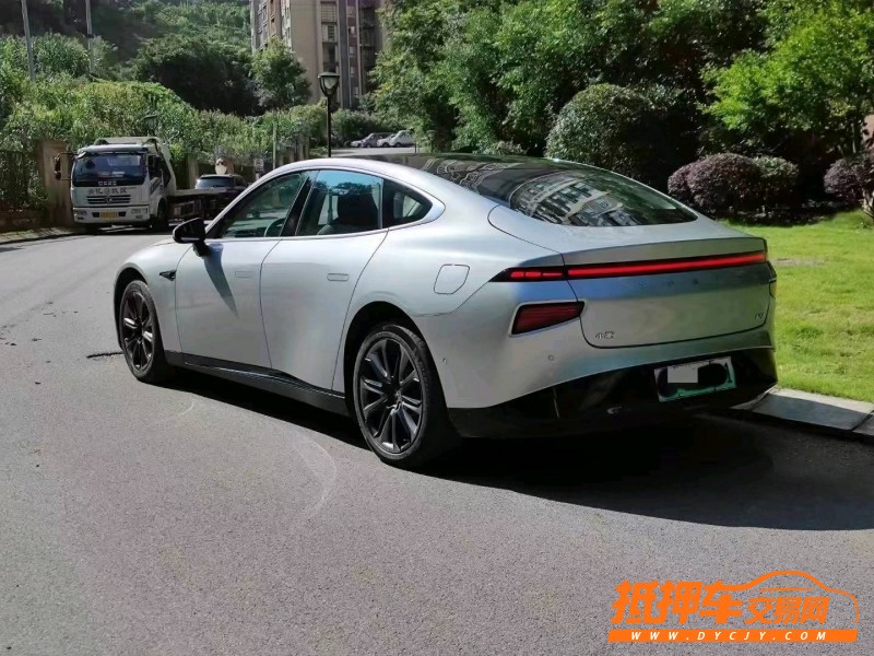 重慶20年小鵬汽車p77
