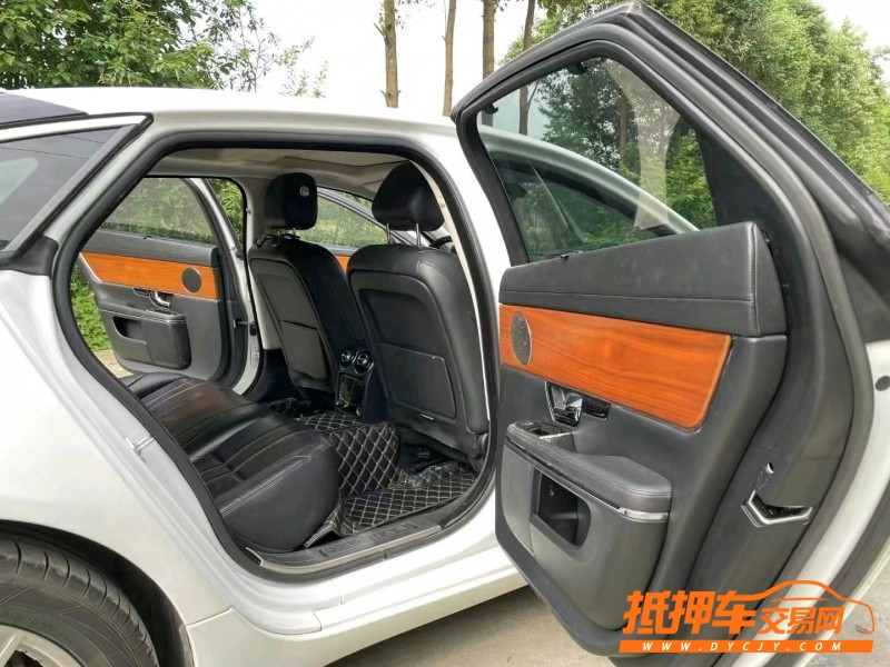 綿陽13年捷豹XJL7
