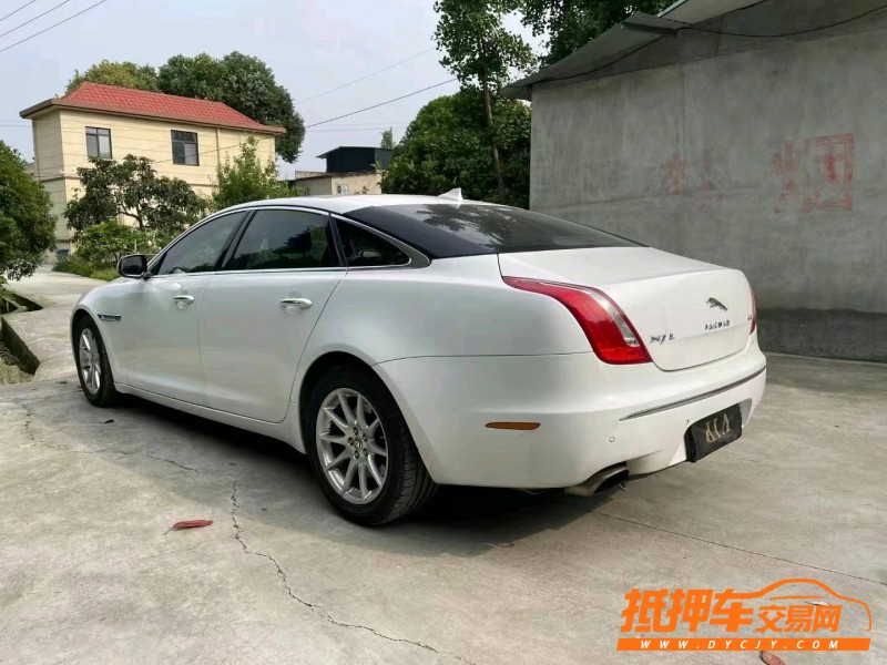 綿陽13年捷豹XJL3