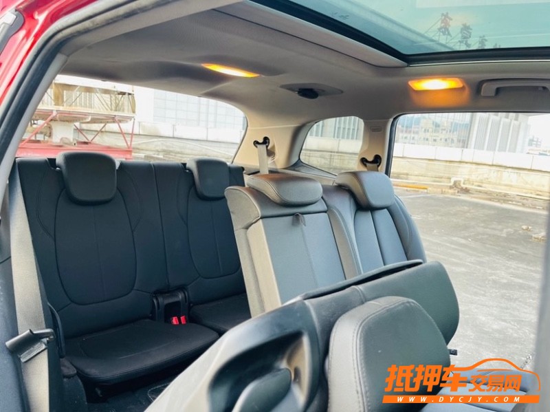 东莞19年宝马2系旅行车4