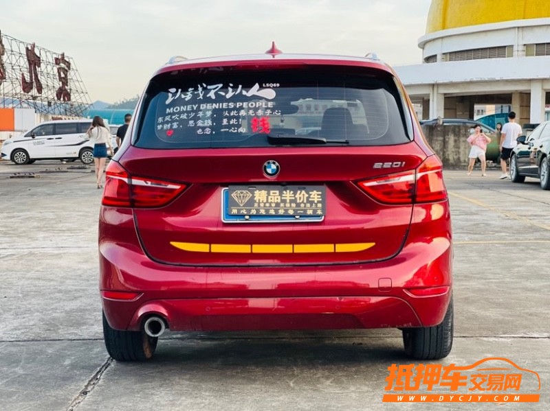东莞19年宝马2系旅行车3