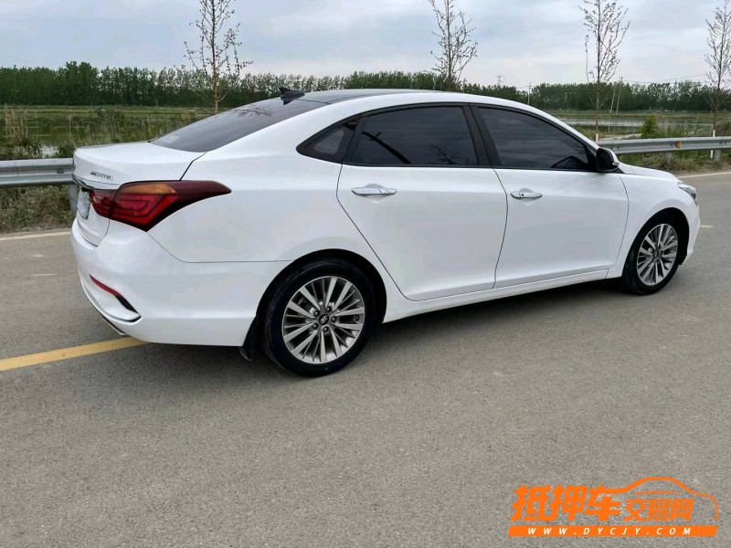 徐州17年现代名图7