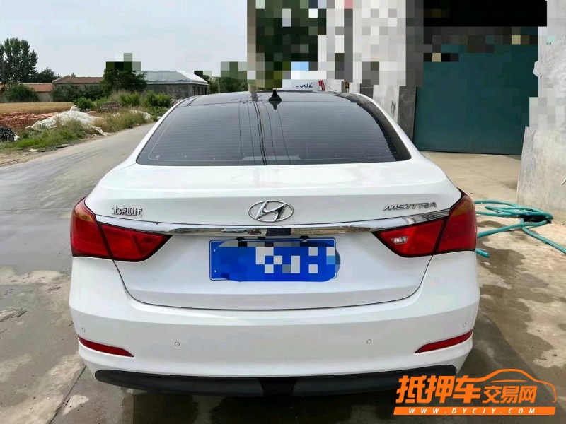 青岛16年现代名图9