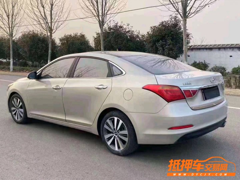 徐州16年现代名图7