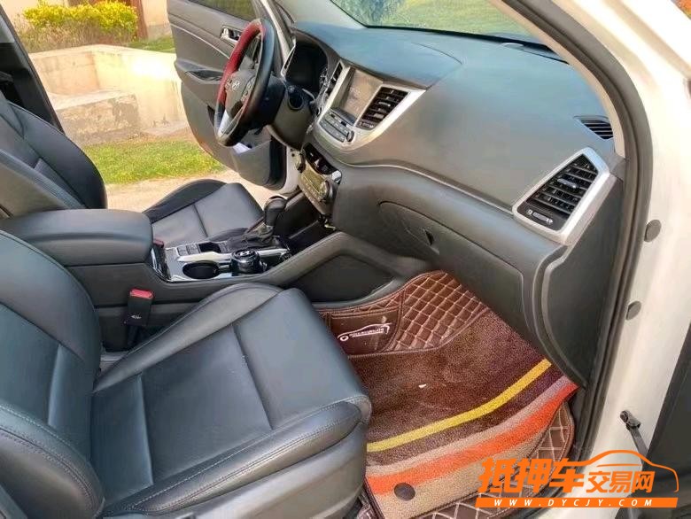 徐州16年现代途胜8