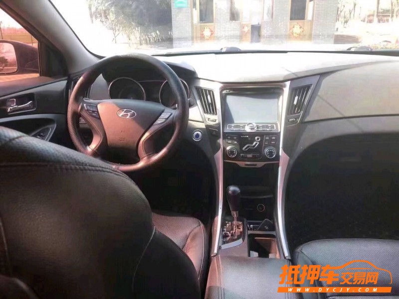 徐州14年现代索纳塔八5