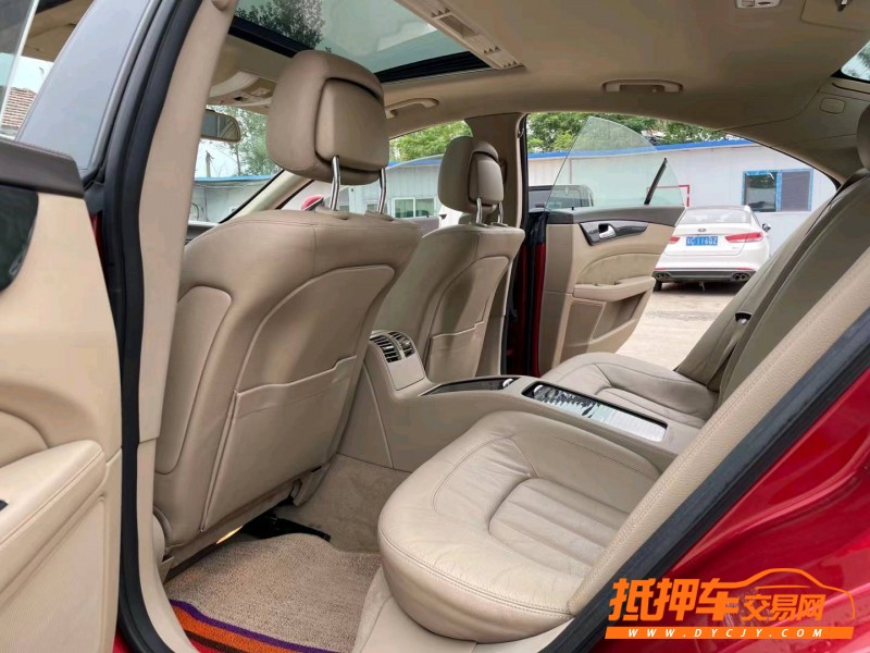 徐州14年奔驰CLS4