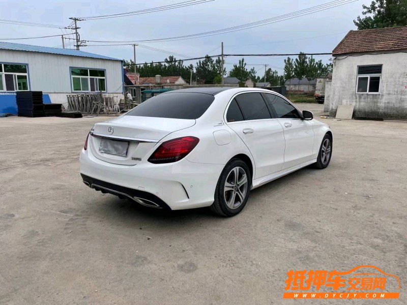 徐州19年奔驰C2