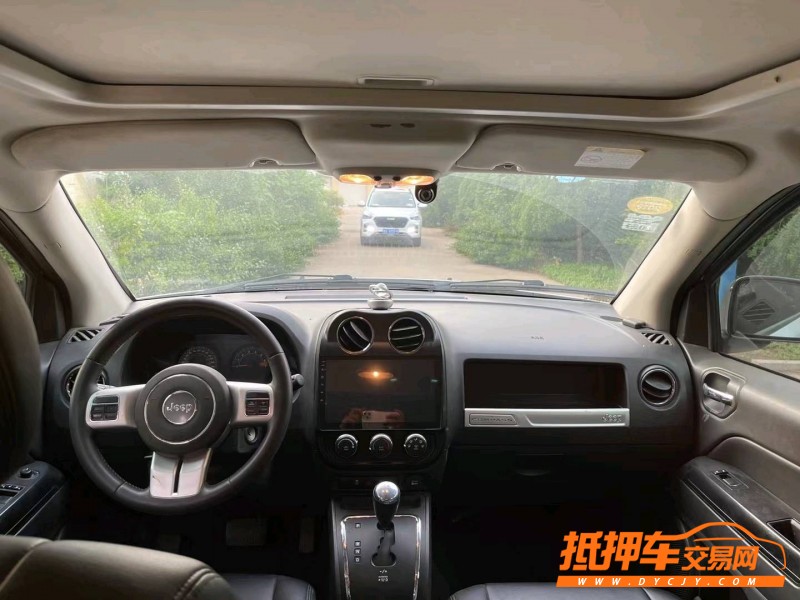 濰坊15年Jeep指南者9