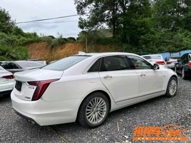 汕頭20年凱迪拉克CT63