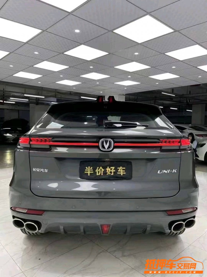 成都21年長安汽車UNI-K5