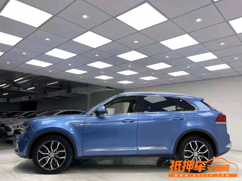 成都20年眾泰大邁X73