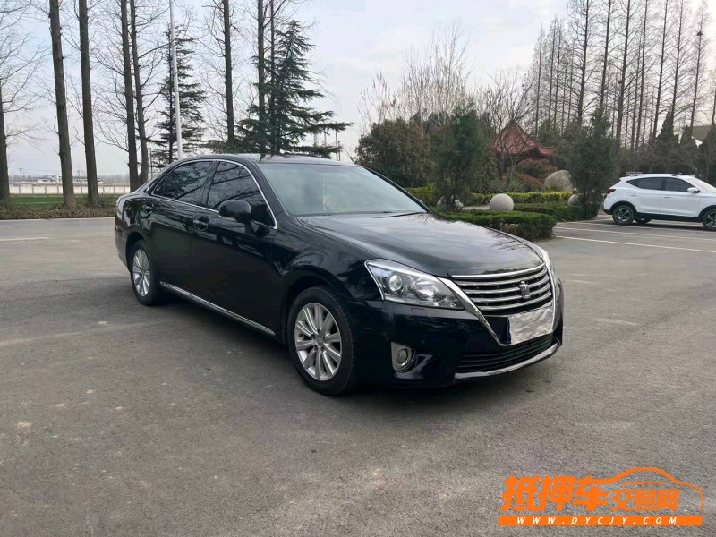 徐州13年丰田皇冠2