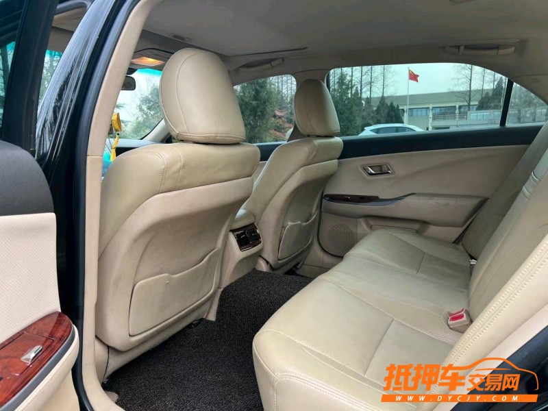徐州13年丰田皇冠5