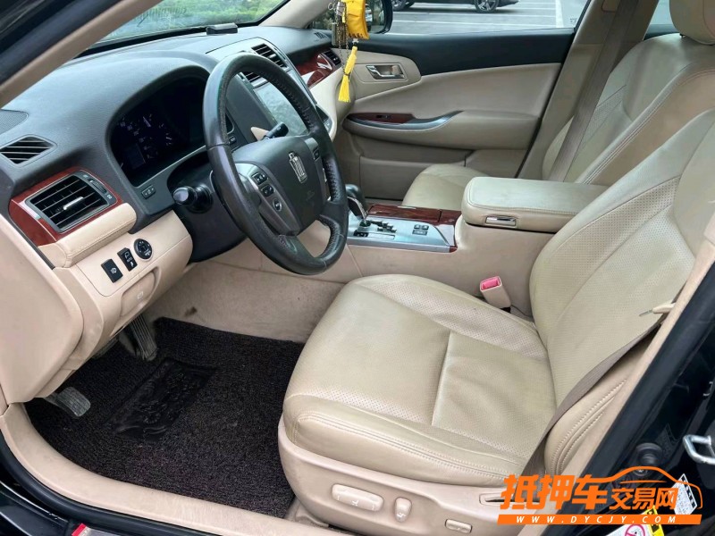 徐州13年丰田皇冠6