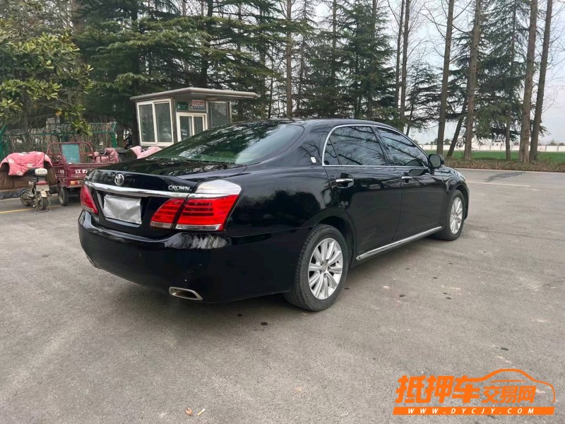 徐州13年丰田皇冠7