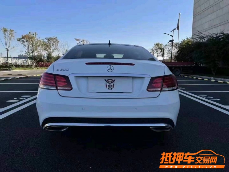 唐山14年奔馳E9