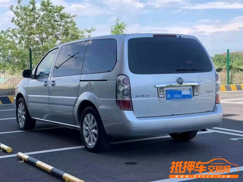 唐山14年別克GL87
