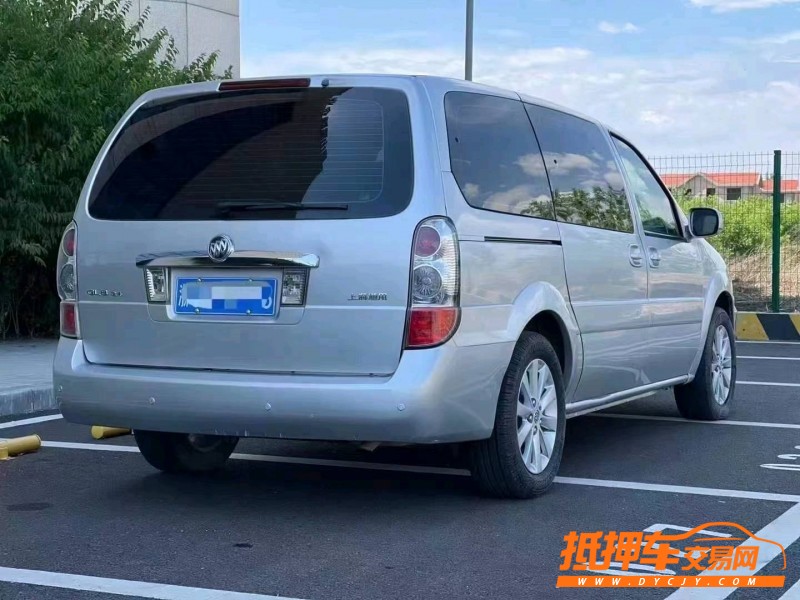 唐山14年別克GL88
