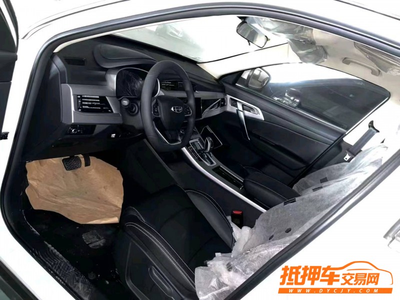 成都21年吉利博越3