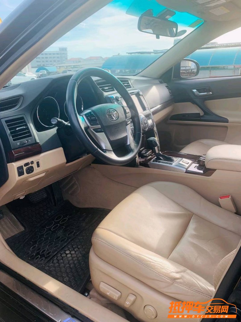 东莞12年丰田锐志6