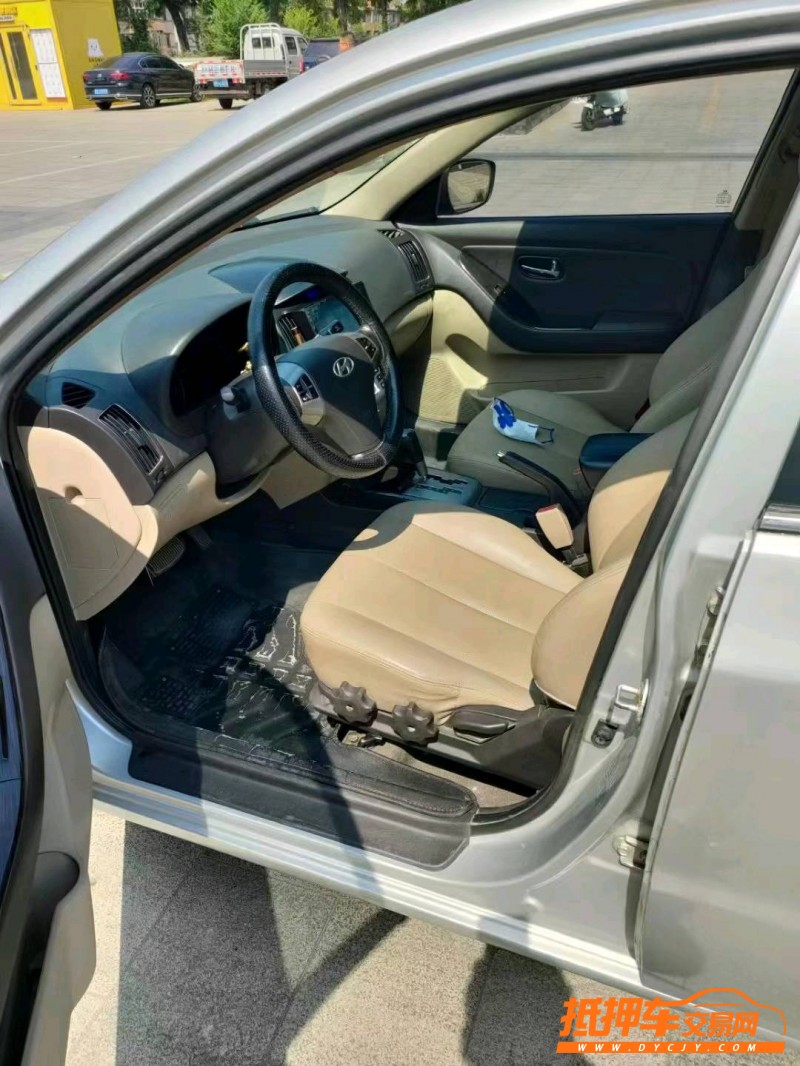 潍坊12年现代悦动8