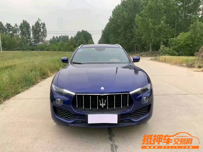 鶴壁17年瑪莎拉蒂Levante1