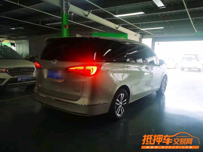 潍坊17年别克GL83