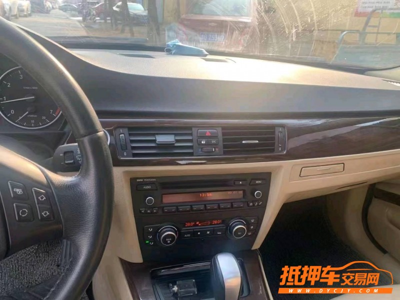 潍坊11年宝马3系4