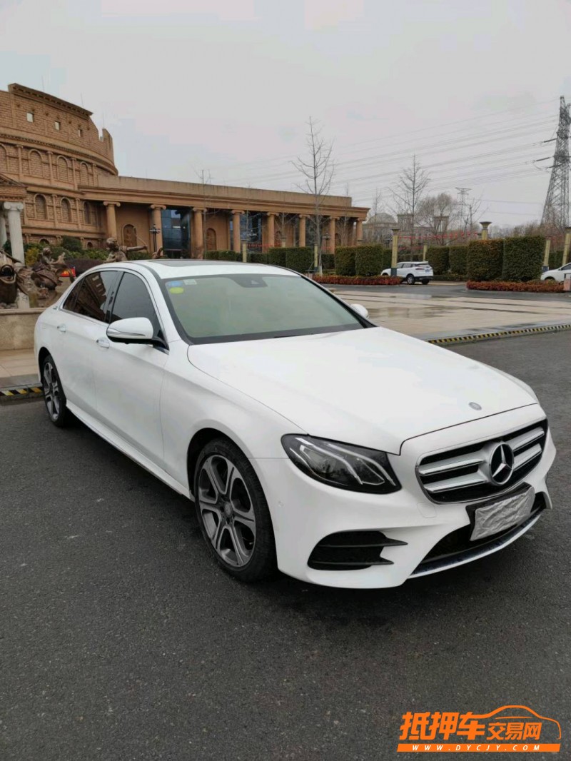 徐州17年奔驰E8
