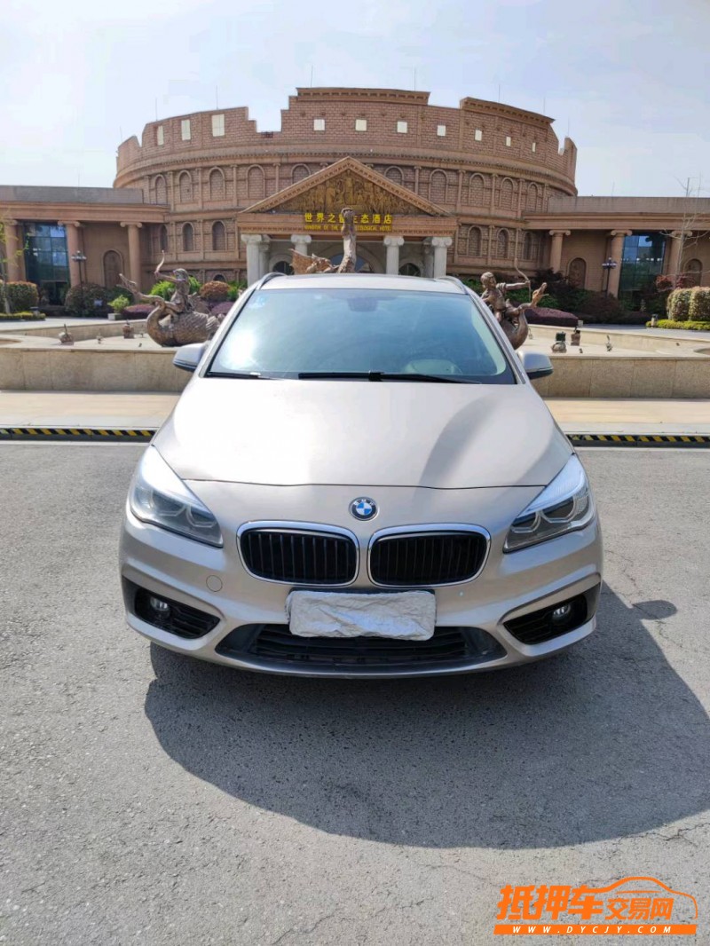 徐州17年宝马2系9