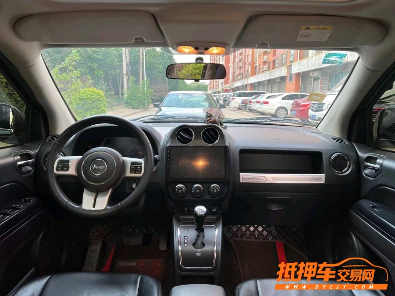 邢臺15年Jeep指南者8