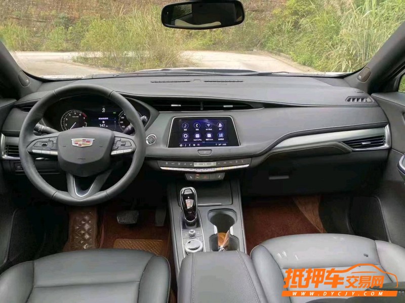 防城港20年凱迪拉克XT46