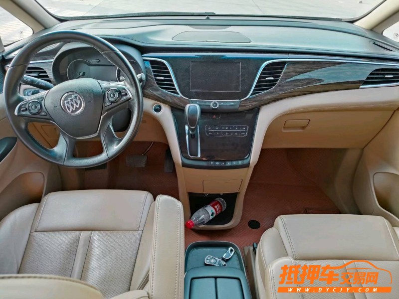 徐州17年别克GL82