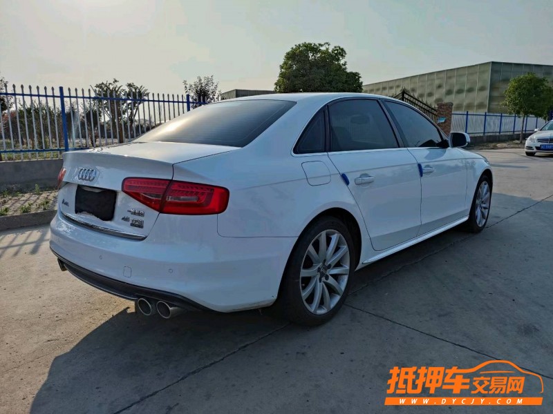 徐州16年奥迪A4L6