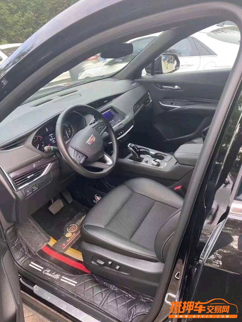貴陽20年凱迪拉克XT43