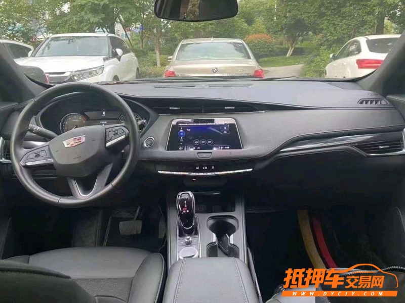 貴陽20年凱迪拉克XT46