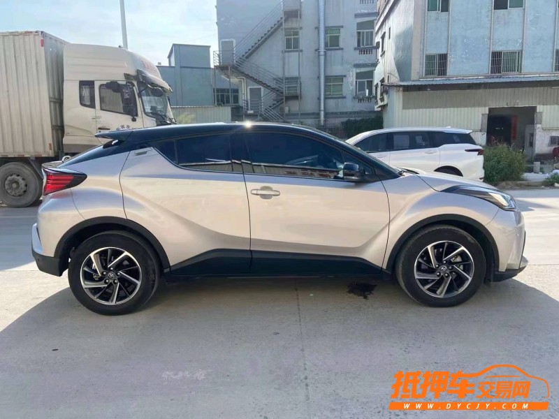 东莞21年丰田CHR8