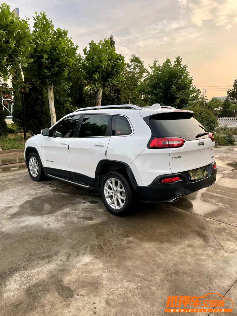 徐州17年Jeep自由光5