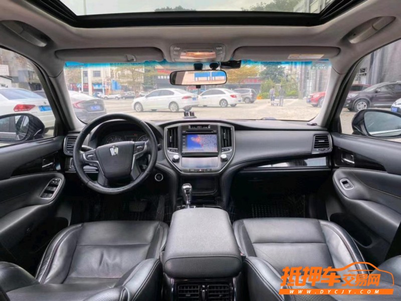 东莞16年丰田皇冠5