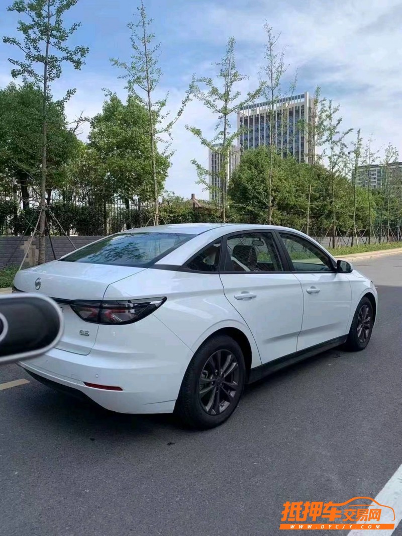 合肥22年威馬汽車E55