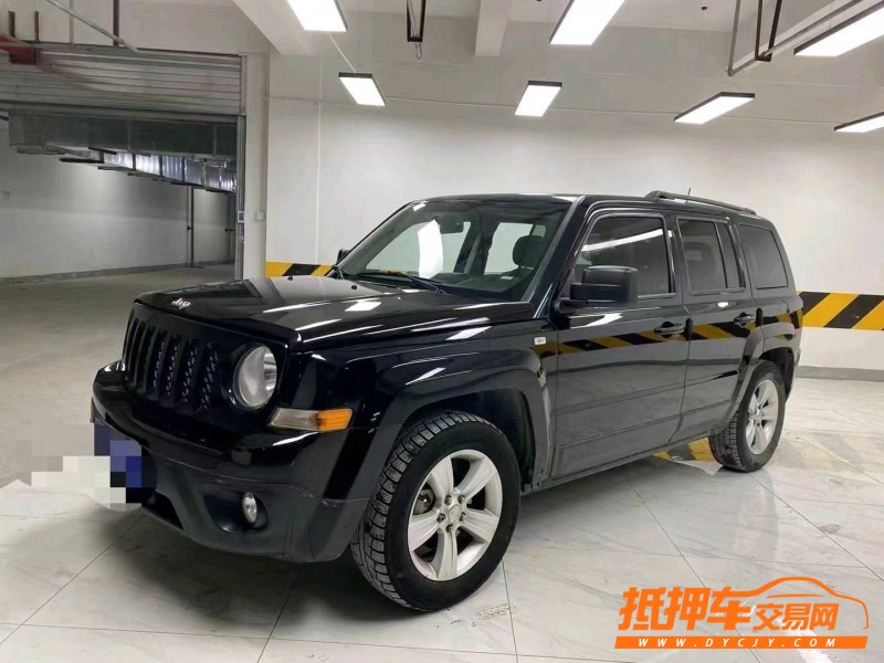 成都14年Jeep自由客2