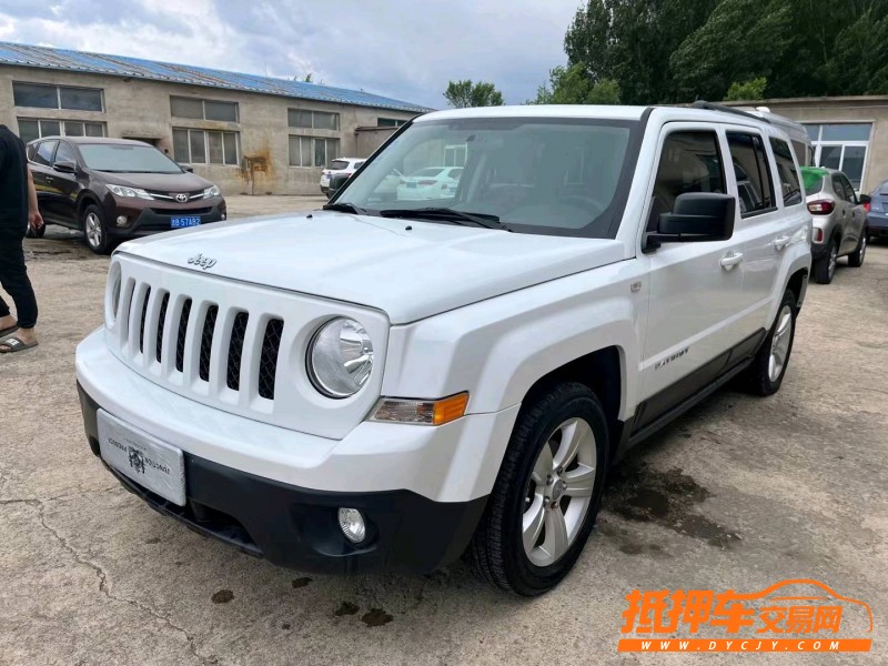 沈陽15年Jeep自由客2