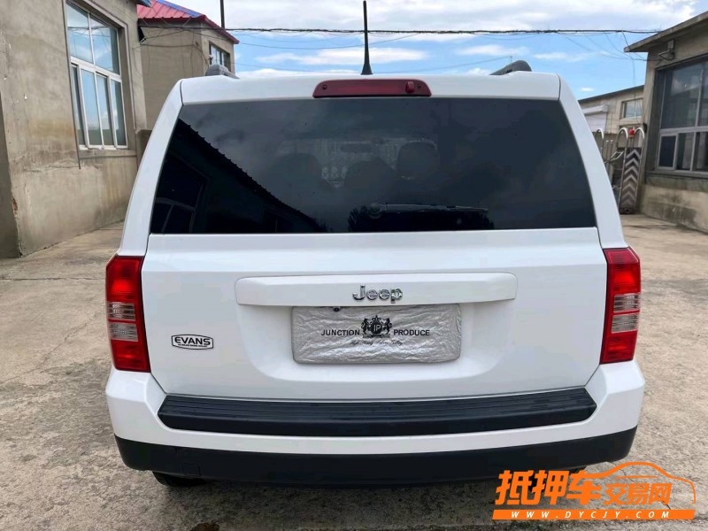沈陽15年Jeep自由客3