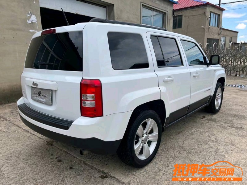 沈陽15年Jeep自由客4
